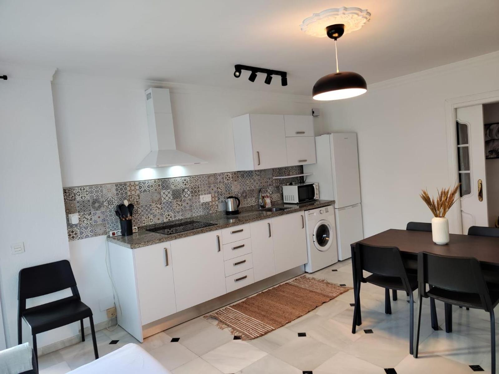 Wintowinrentals Your Home Steps From The Center Μάλαγα Εξωτερικό φωτογραφία